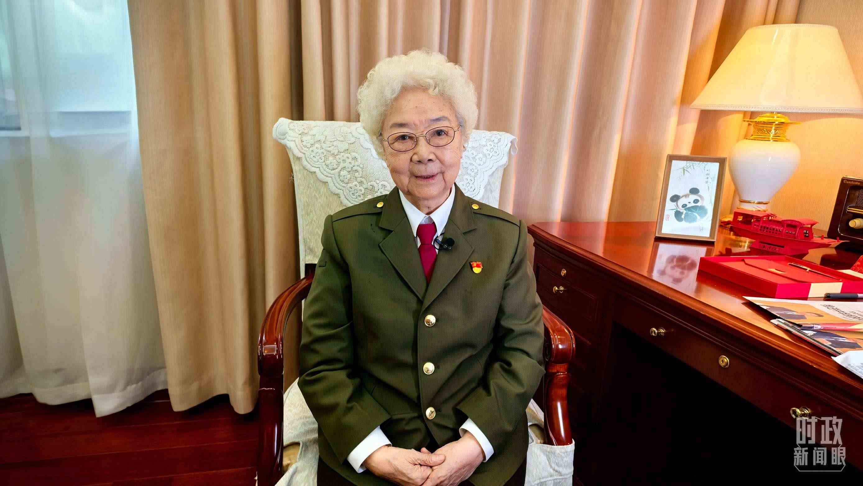 “人民藝術(shù)家”國家榮譽(yù)稱號獲得者田華。（總臺央視記者史偉拍攝）