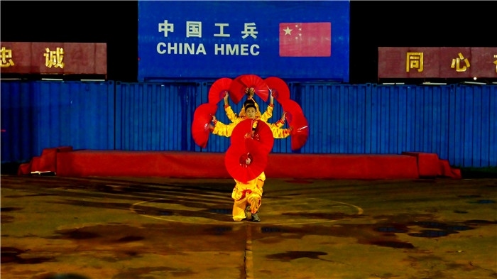 中國傳統(tǒng)文化節(jié)目表演。孫千攝