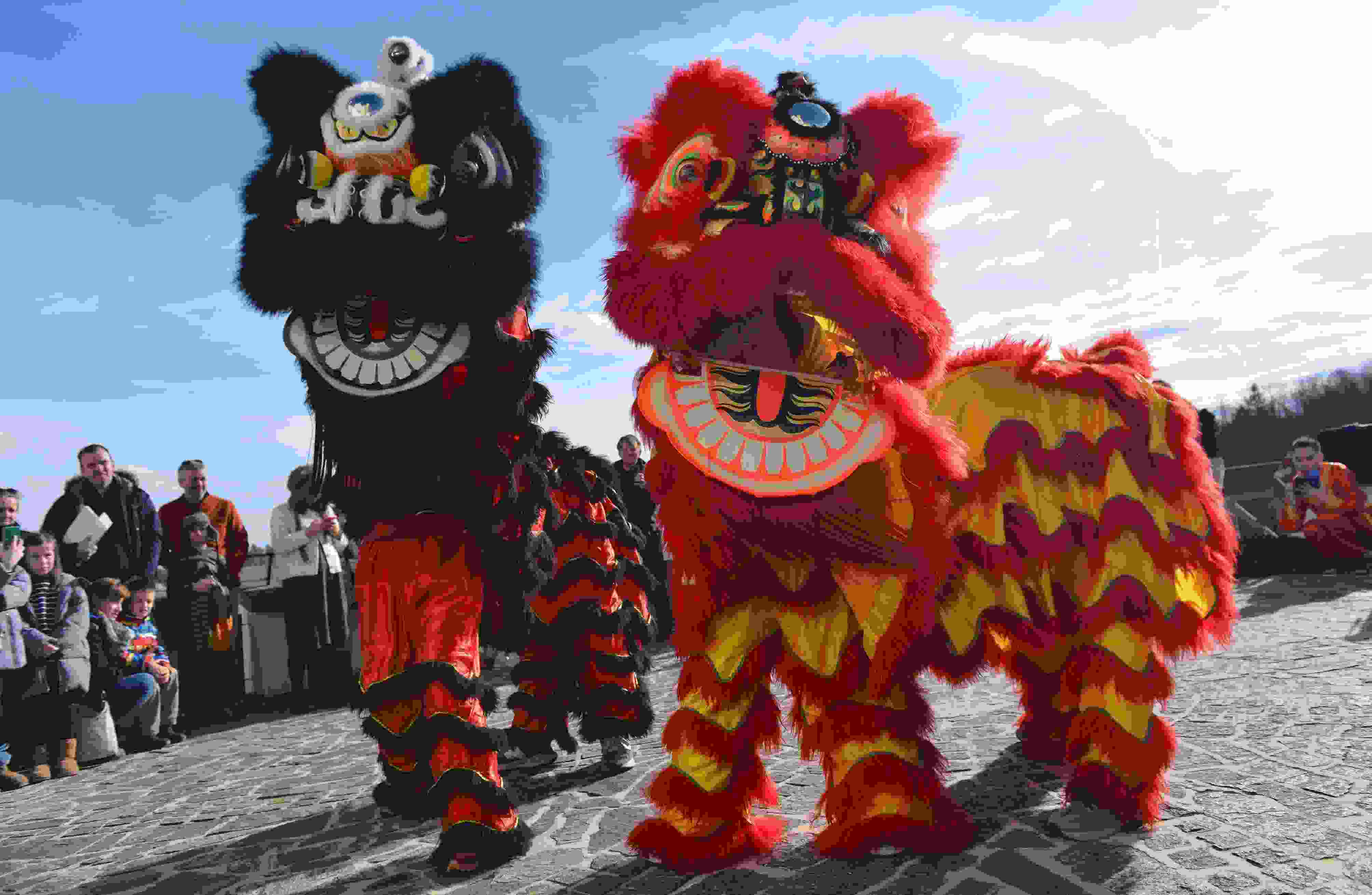 △當?shù)貢r間2024年2月4日，克羅地亞克拉皮納，薩格勒布大學孔子學院舉辦一系列活動，迎接中國農(nóng)歷龍年春節(jié)。