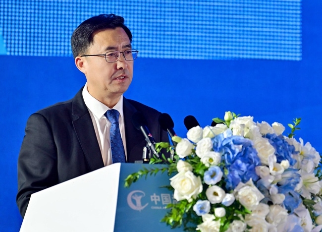 洋河股份黨委書記、董事長張聯(lián)東。受訪方供圖