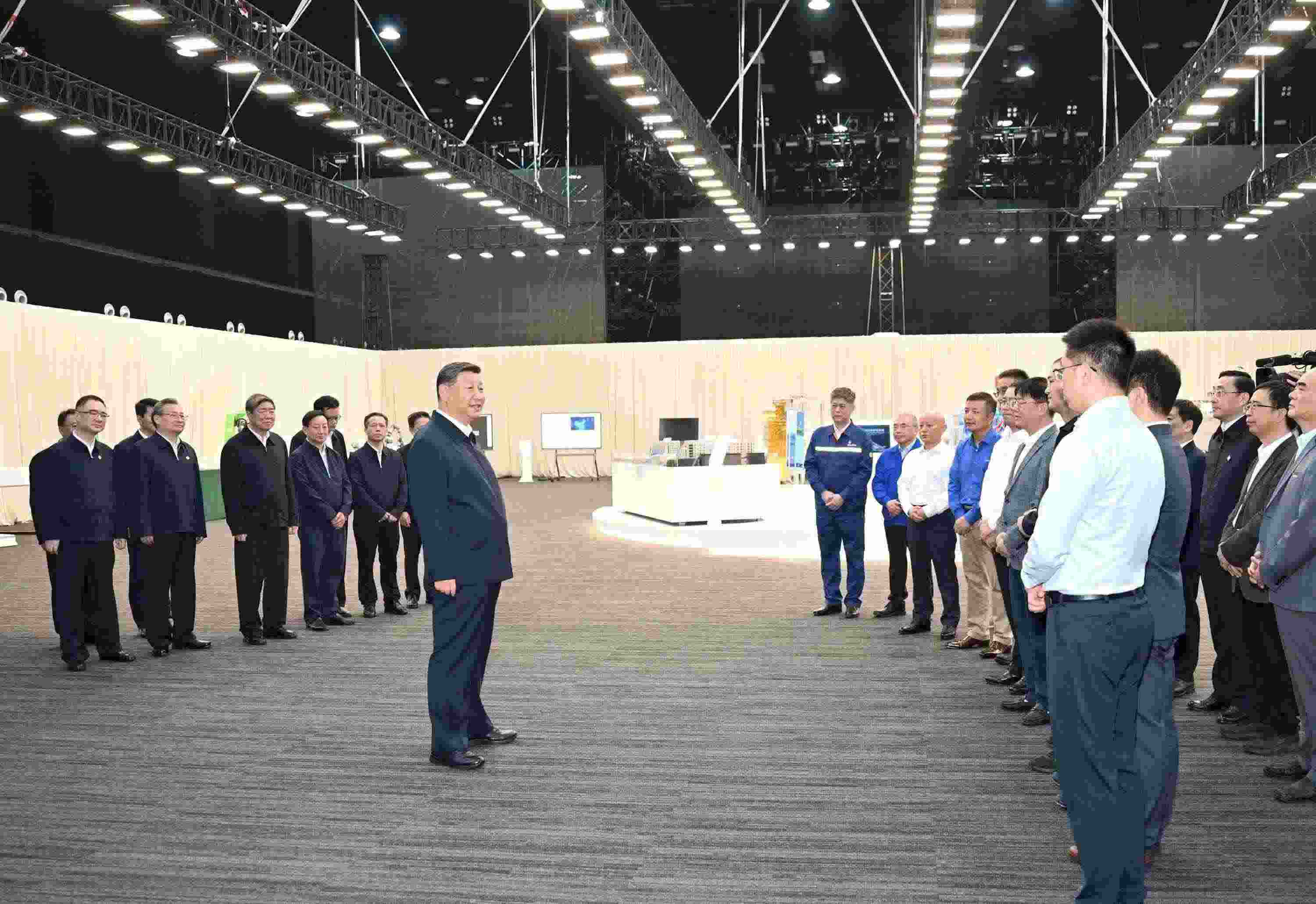 △2024年10月17日，習(xí)近平總書(shū)記在安徽省合肥濱湖科學(xué)城考察。