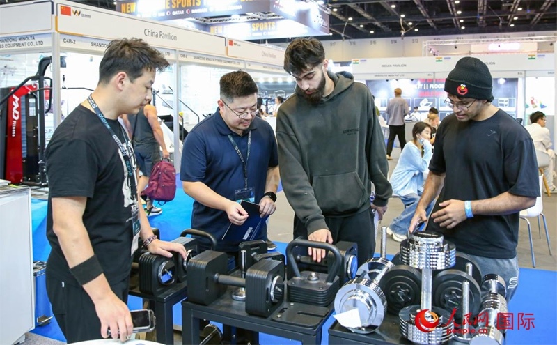 中國展臺一角。人民網(wǎng)中東中心分社塔里克·易卜拉欣攝