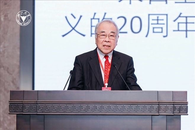 日本科學(xué)協(xié)會會長高橋正征致辭。浙江大學(xué)供圖