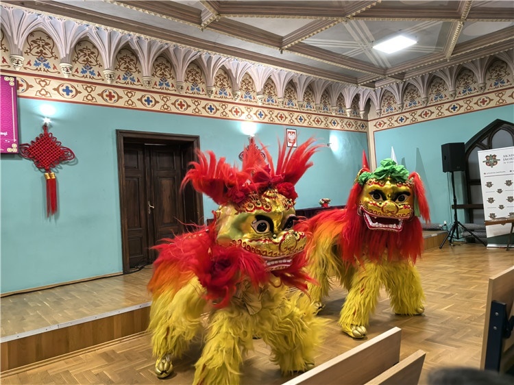 托倫雅蓋隆學(xué)院禮堂巡演現(xiàn)場。主辦方供圖。