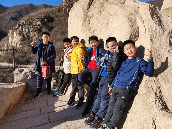 登山隊(duì)員供圖。