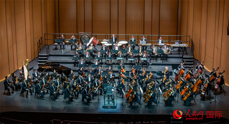 音樂(lè)會(huì)現(xiàn)場(chǎng)。人民網(wǎng) 塔里克·易卜拉欣攝