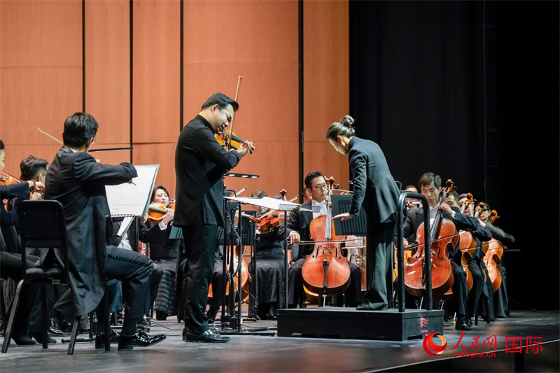 音樂(lè)會(huì)現(xiàn)場(chǎng)。人民網(wǎng) 塔里克·易卜拉欣攝