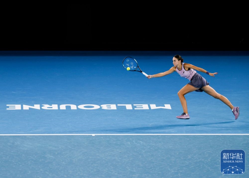 ↑托多尼在比賽中回球。新華社記者 馬平 攝