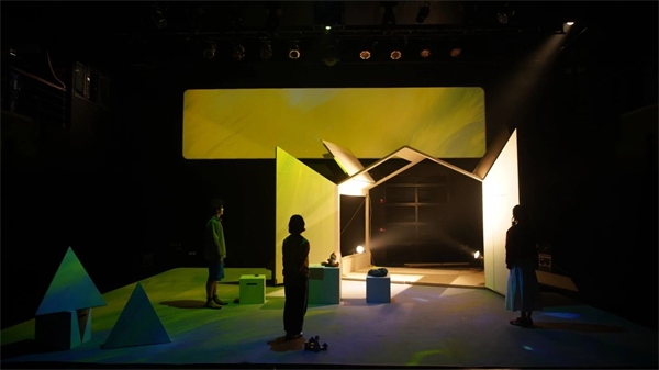 《又一道光芒》劇照。中國國家話劇院供圖