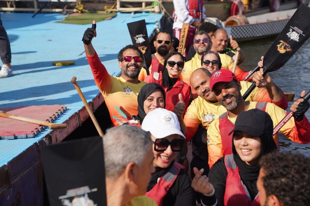 活動(dòng)現(xiàn)場(chǎng)龍舟競(jìng)技，共慶春節(jié)。開羅中國(guó)文化中心供圖