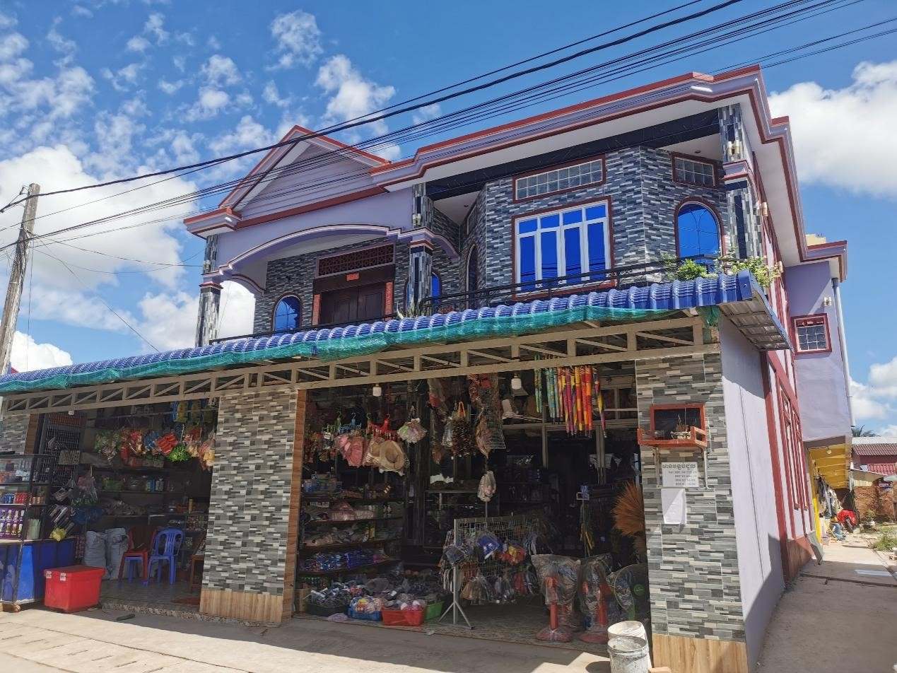 毗鄰西港特區(qū)的商店。西港特區(qū)供圖