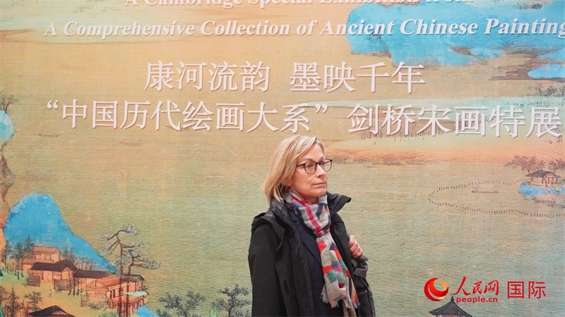 宋畫特展吸引英國(guó)學(xué)者。徐量攝