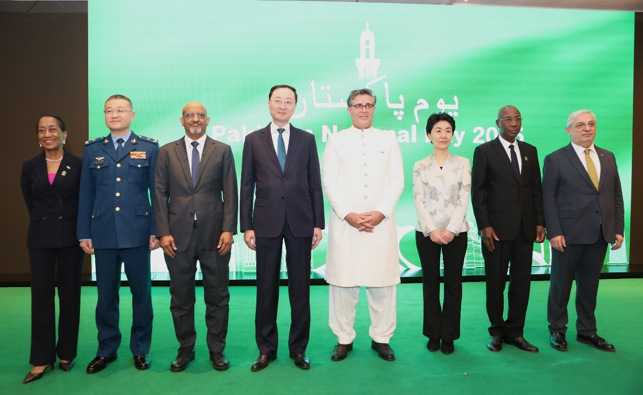 出席招待會的主要嘉賓合影。巴基斯坦駐華大使館供圖