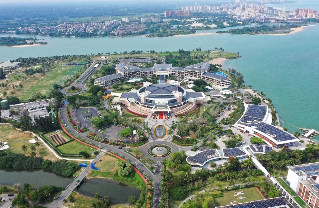 這是3月21日拍攝的博鰲亞洲論壇國際會議中心（無人機照片）。新華社記者 郭程 攝