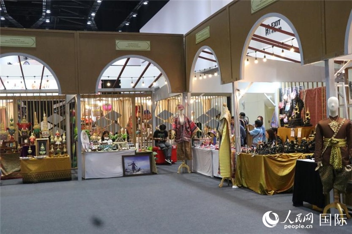 會議中心內(nèi)部展區(qū)。朱瀟逸攝