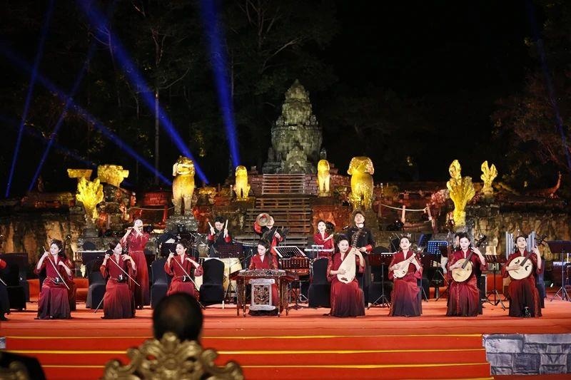 2024年1月13日，在柬埔寨暹粒舉行的“中柬人文交流年”啟動(dòng)儀式。