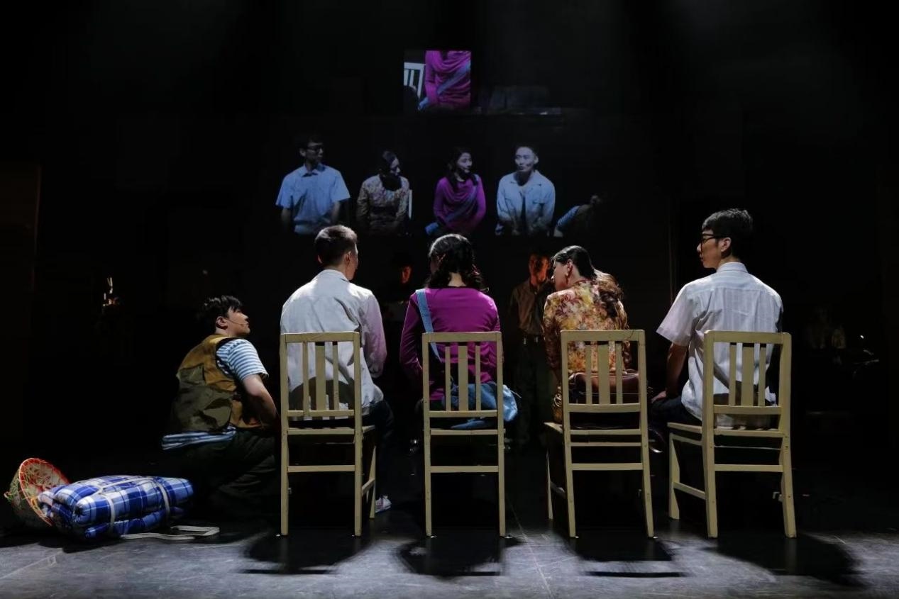 《布吉出租屋》劇照。國家話劇院供圖