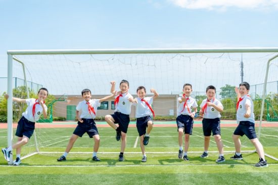 重慶高新區(qū)學(xué)子。