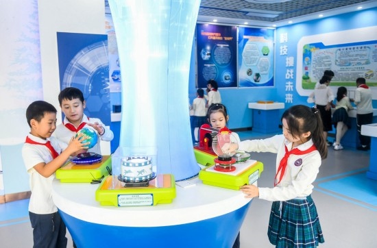重慶高新區(qū)科學(xué)課堂。