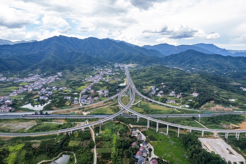 確?；緦?shí)現(xiàn)社會(huì)主義現(xiàn)代化取得決定性進(jìn)展——寫(xiě)在黨的二十屆四中全會(huì)召開(kāi)之際